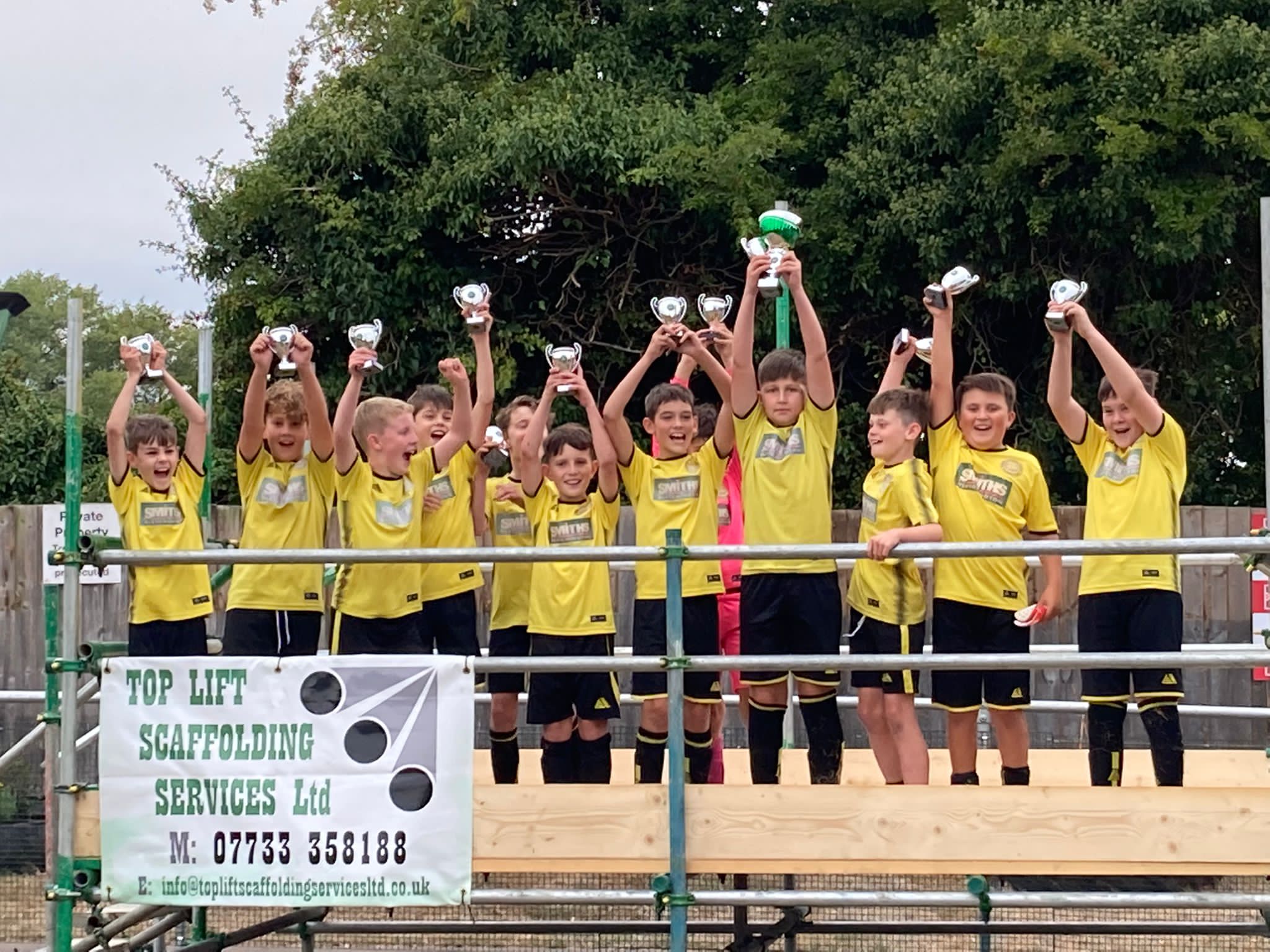 Witney Viking Crusaders - Win the U11's Wantage Town F.C Youth Tournament